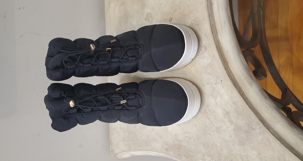 Donna Karan Black Quilted Winter Boots